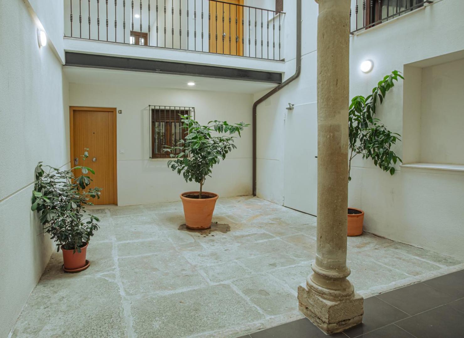 Apartamentos Turisticos Pilaria Jaén Buitenkant foto